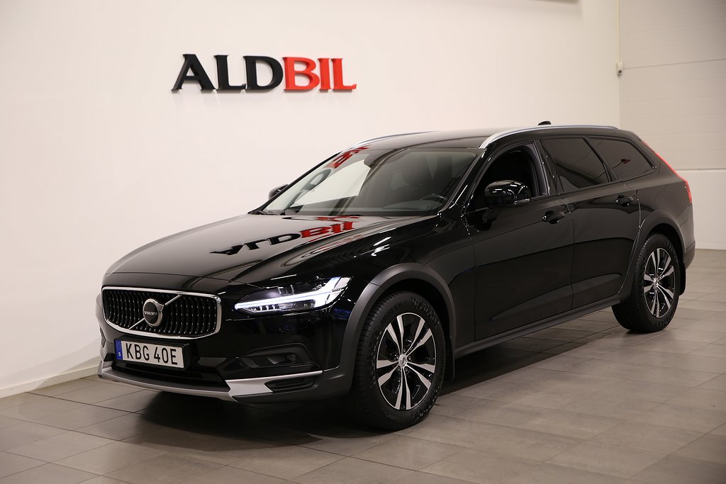 Volvo V90 Cross Country B4 197hk AWD Advanced Edition Aut / Teknik / Drag / HK