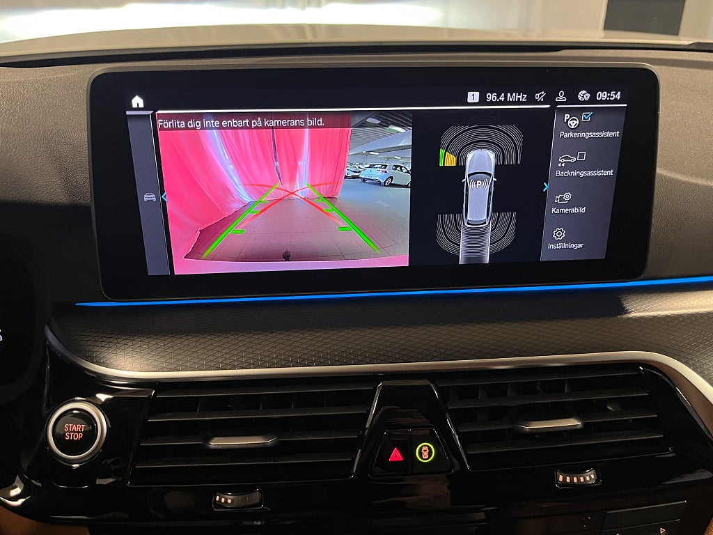 BMW 530e Touring M Sport Ambient Drag Helskinn Navi Kamera bild 20