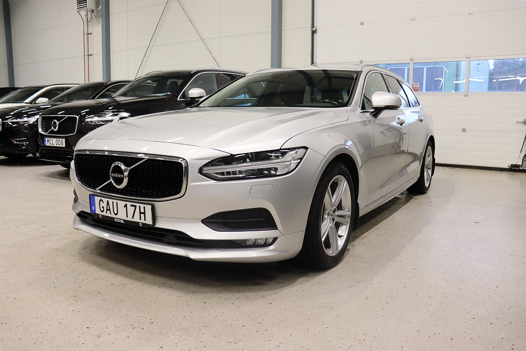 Volvo V90 D4 Momentum 1-Ägare Moms Drag B-Kamera D-Värm 190hk
