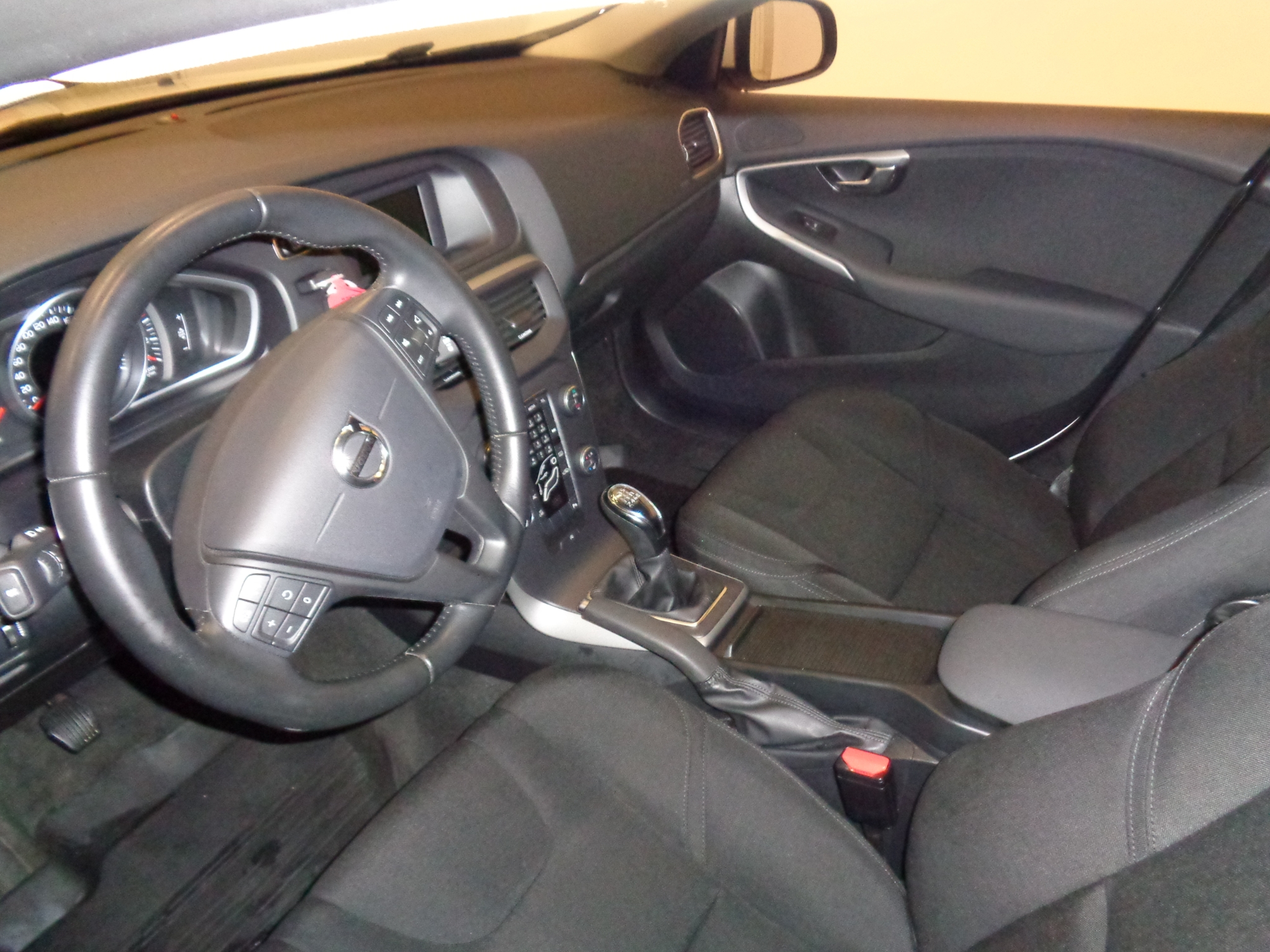 Volvo V40 D2 Buisness 2017, bild 5/40