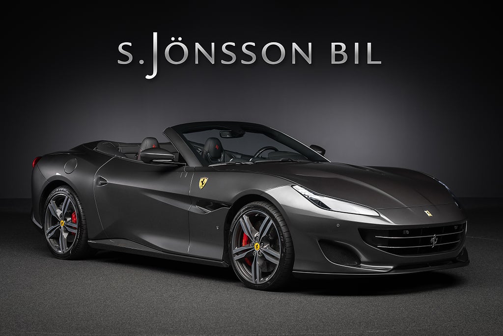 Ferrari Portofino V8 600hk / Passenger display / Carbon