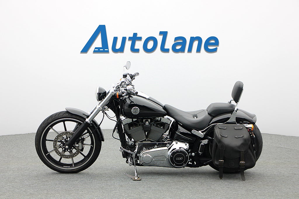 Harley-Davidson Breakout *Vance&Hines Screamin´Eagle