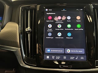 Volvo V90 Recharge T6 AWD Plus Dark Mvärme Drag Bkamera S&V-däck – bild 15