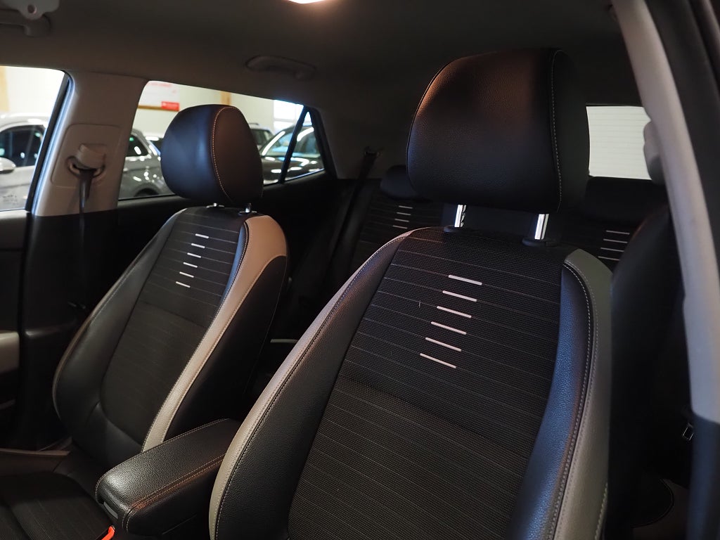 Kia Stonic 1.0 T-GDI 120hk Advance Plus Dragkrok Kamera