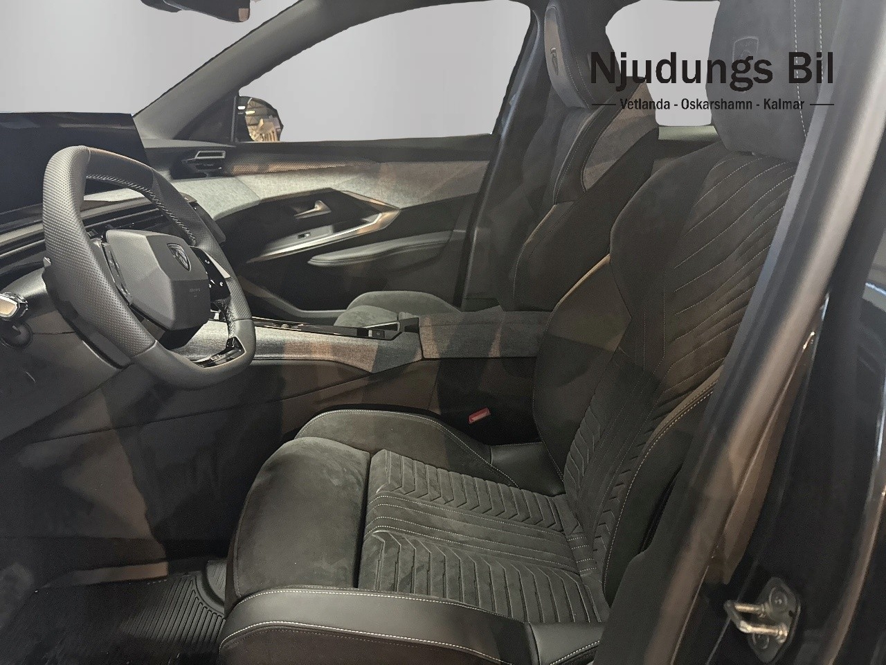 Peugeot 3008 GT Plug-In Hybrid 2025, bild 6/10