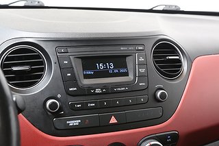 Halvkombi Hyundai i10 17 av 21