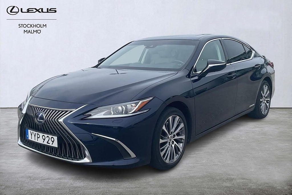 Lexus ES 300h Executive Navigation Mark Levinson