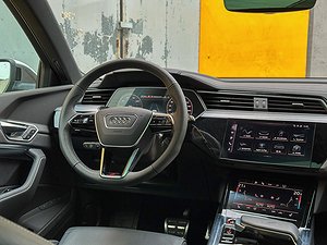 Audi ratt