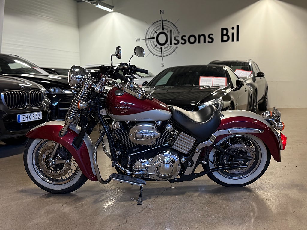 Excelsior Henderson Super X 2000