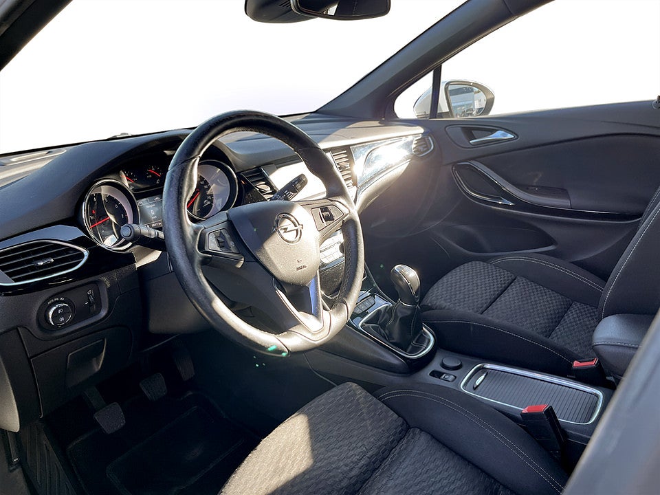 Bild på Opel Astra Dynamic 1.4 EDIT ecoFLEX 125hk P-SENSORER
