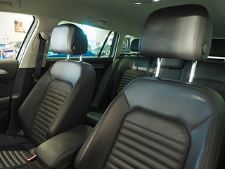 Kombi Volkswagen Passat 14 av 22