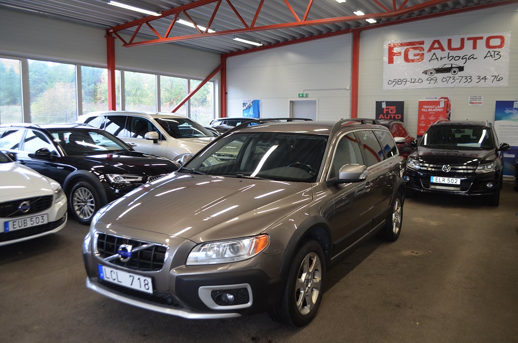 Volvo XC70 D5 AWD Summum 205 hk Drag Läder Euro 5