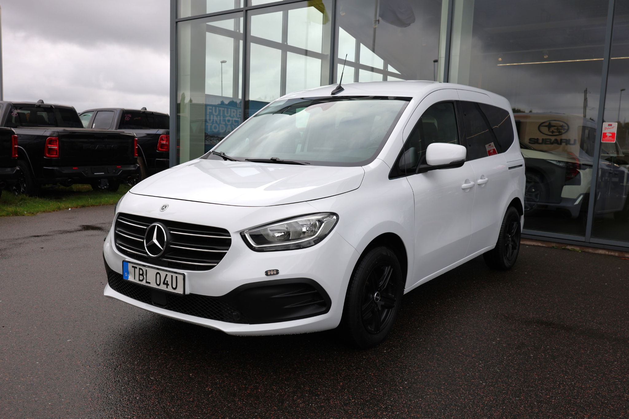 Mercedes-Benz T 180