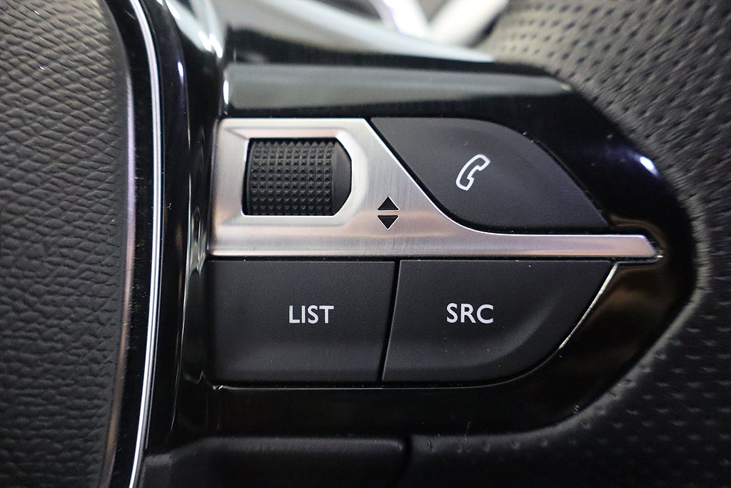 Bild på Peugeot 3008 GT 1.2 PT 130hk Aut - B-KAMERA, CARPLAY, NAV