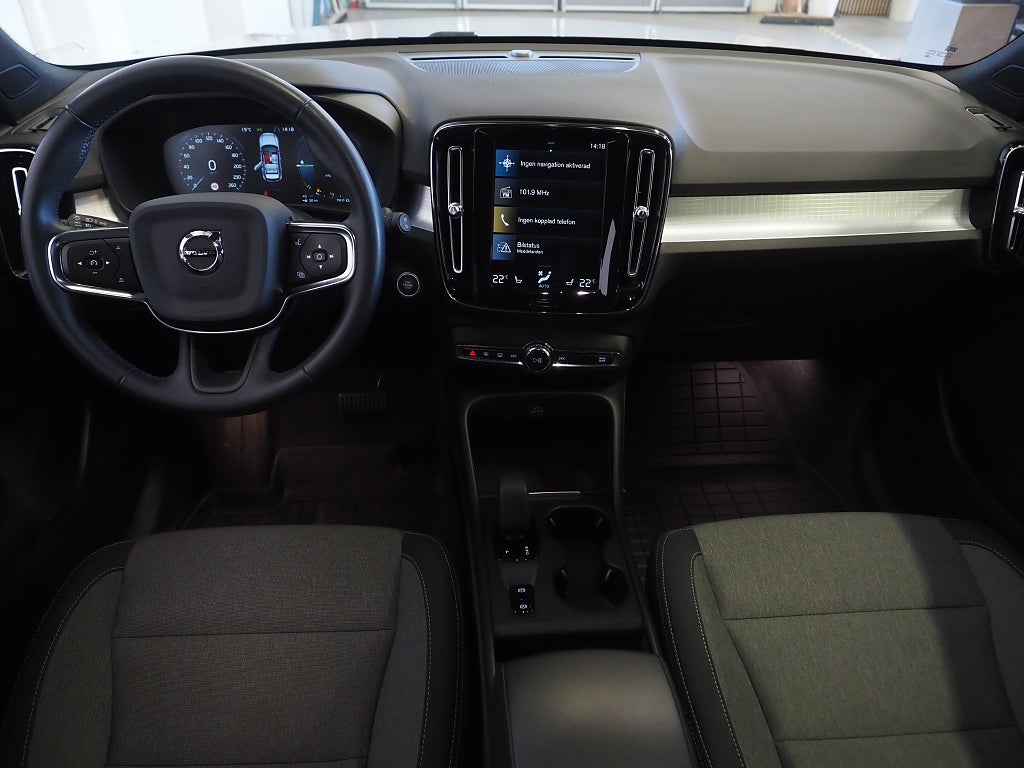 Volvo XC40 Recharge T4 211hk DCT Inscription Exp | Kamera | 2022