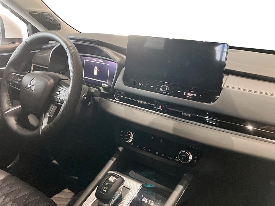 Bild på Mitsubishi Outlander Instyle PHEV - DEMO