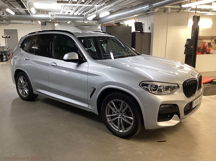 BMW X3 xDrive30e M Sport / Panorama / Komfortöppning