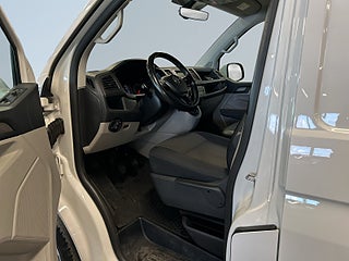 Volkswagen Transporter T30 2.0 TDI BMT Proline MOMSAD/Drag/D-Värmare/S&V-Däck – bild 7