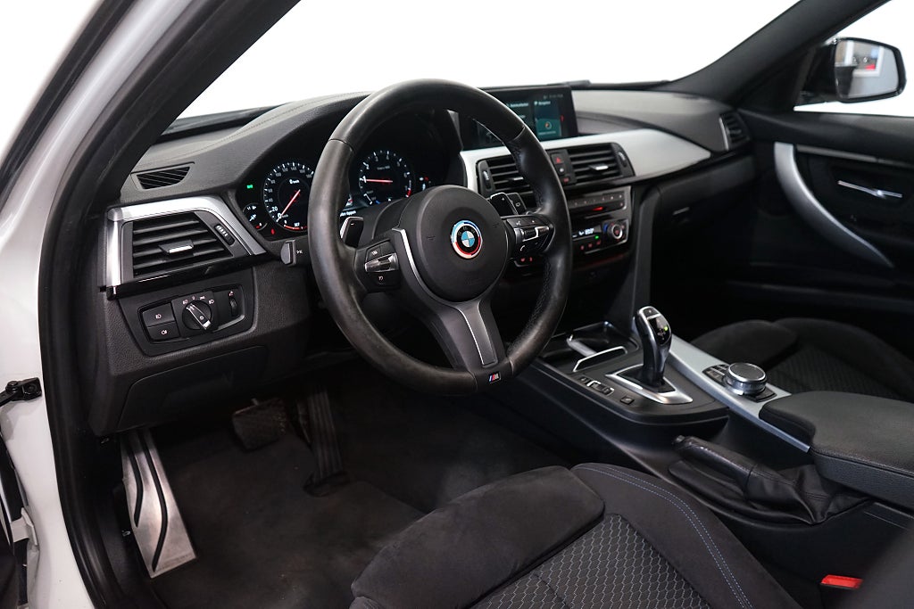 BMW 330i Touring Steptronic M Sport 252hk