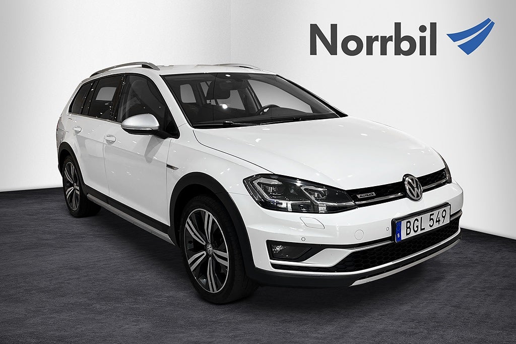 Volkswagen Golf ALLTRACK TSI 180 DSG 4Motion Cockpit/Drag/värmare