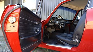 Volvo P1800 har haft samma ägare i 50 år. Foto: Bilweb Auctions