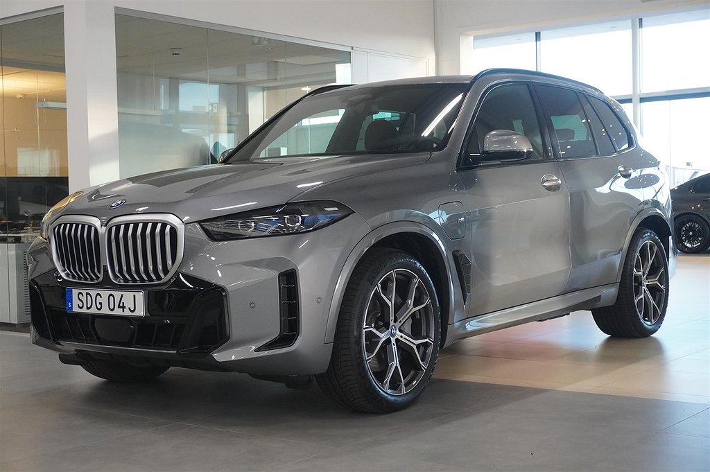 BMW X5 xDrive50e M Sport Innovation Drag H K