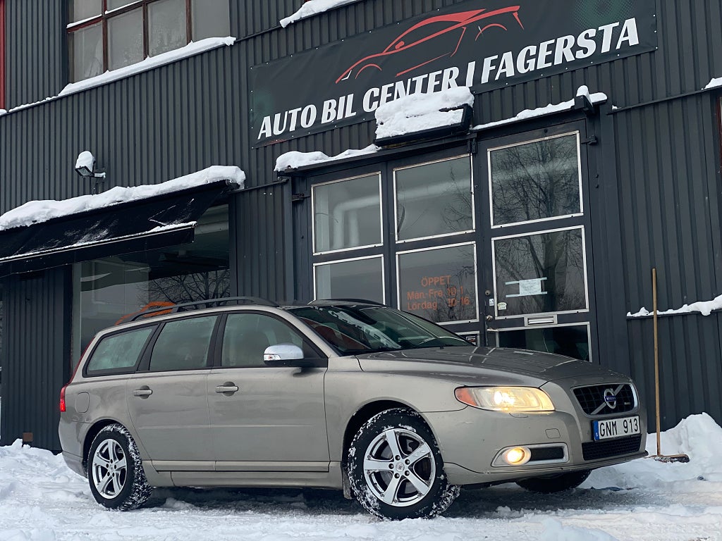 Volvo V70 2.4D Geartronic Momentum Ny servad