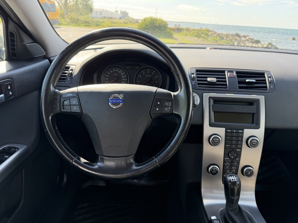 Volvo V50 1.8 Momentum 2010, bild 7/35