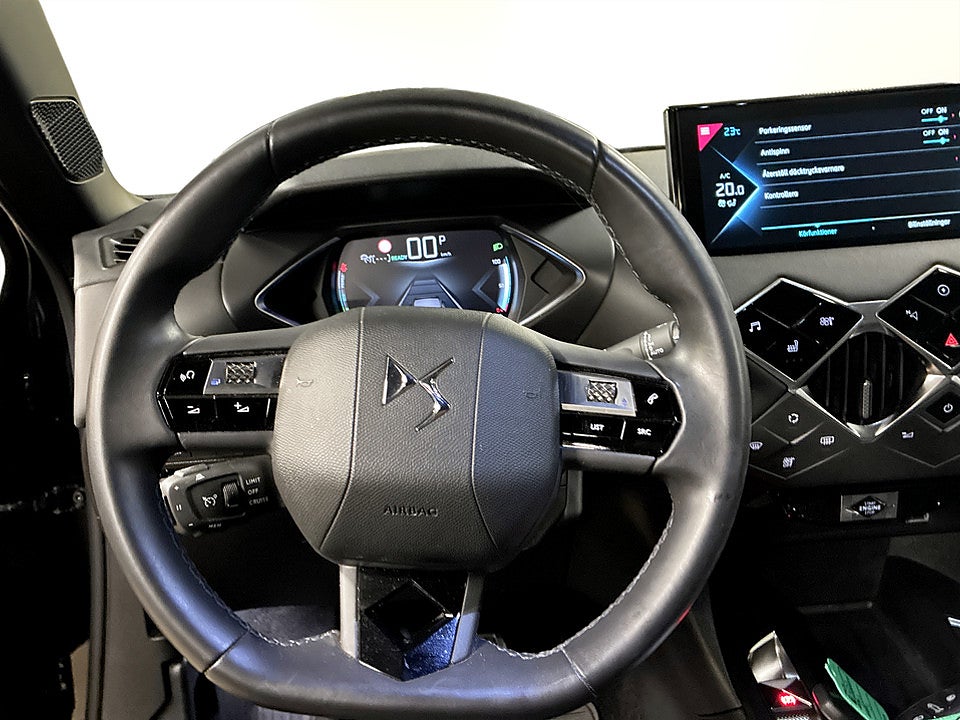 Bild på DS 3 Crossback E-TENSE Exclusive 136hk Aut - HELSKINN, GPS