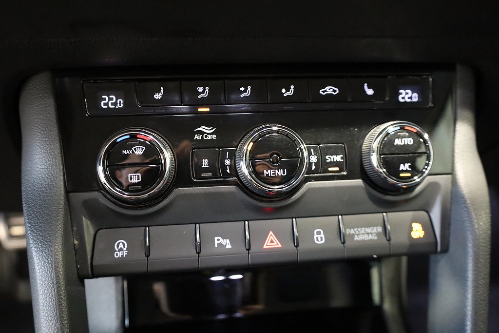 Skoda Karoq 2,0 TDI 150hk 4x4 Businessline Värmare Drag 2019