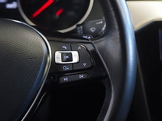 Kombi Volkswagen Passat 23 av 27