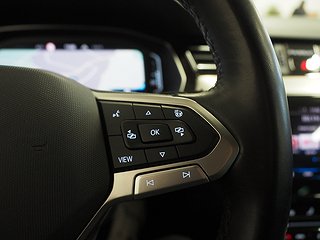 Kombi Volkswagen Passat 18 av 27