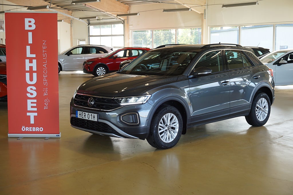 Volkswagen T-Roc 1.0 TSI 110 hk OPF Base Dragkrok Backkamera Euro 6