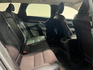 Kombi Volvo V90 Cross Country 8 av 20