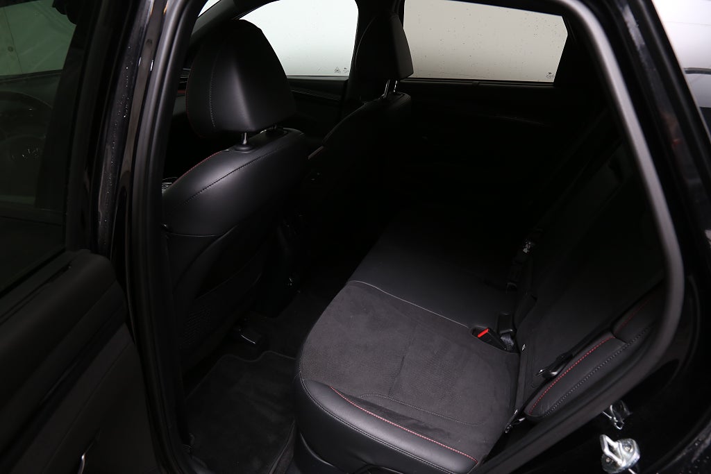 Hyundai Tucson 1,6 T-GDi Hybrid 230hk 4WD HEV N-Line 360° Pano Drag 2022