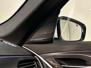 BMW 530e xDrive Touring M Sport Drag Skinn Pvärm H/K Kamera SoV – bild 19