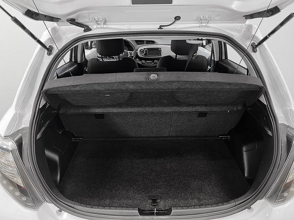 Toyota Yaris 2013 - miniatyr 14