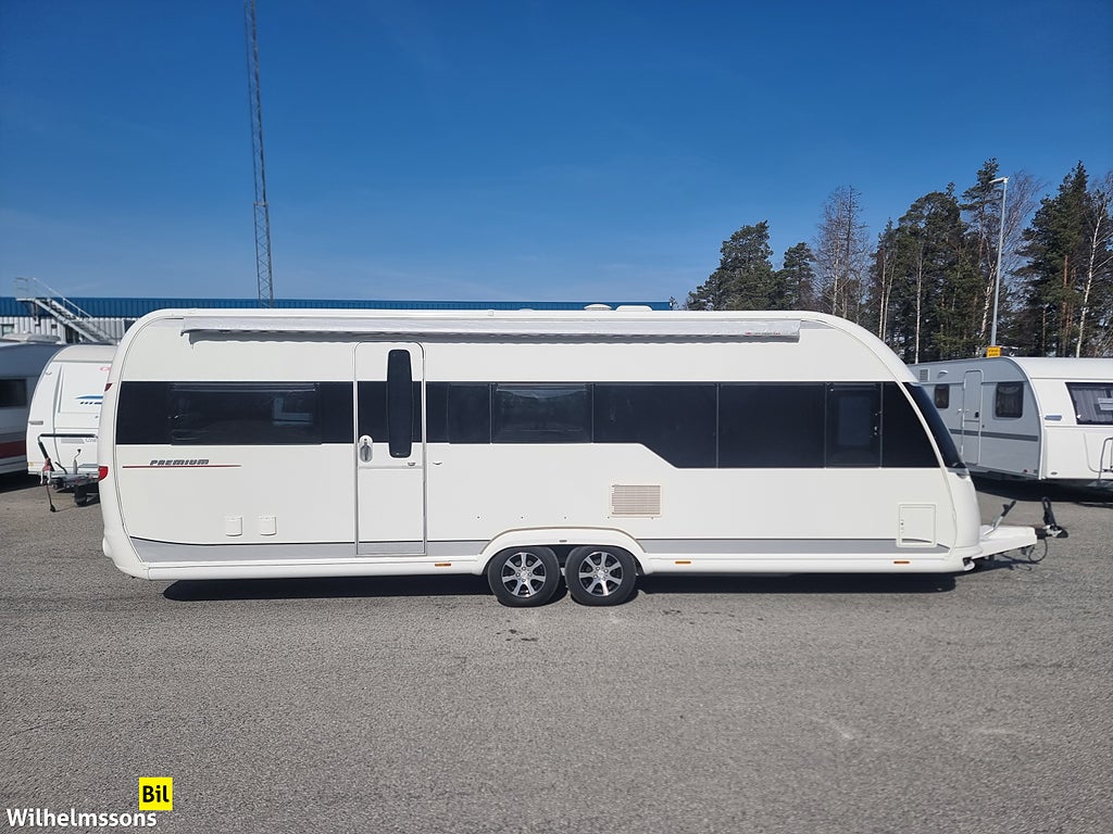 Hobby 650 UKFE PREMIUM ALDE VÅNINGSSÄNGAR