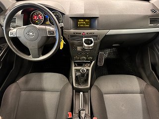 Opel Astra 1.6 Twinport 105hk Ny-besiktad/Låg skatt/SoV/MoK