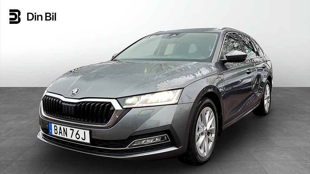 Skoda Octavia Combi Style 1,4 TSI iV 204Hk Drag|Värmare|Keyless