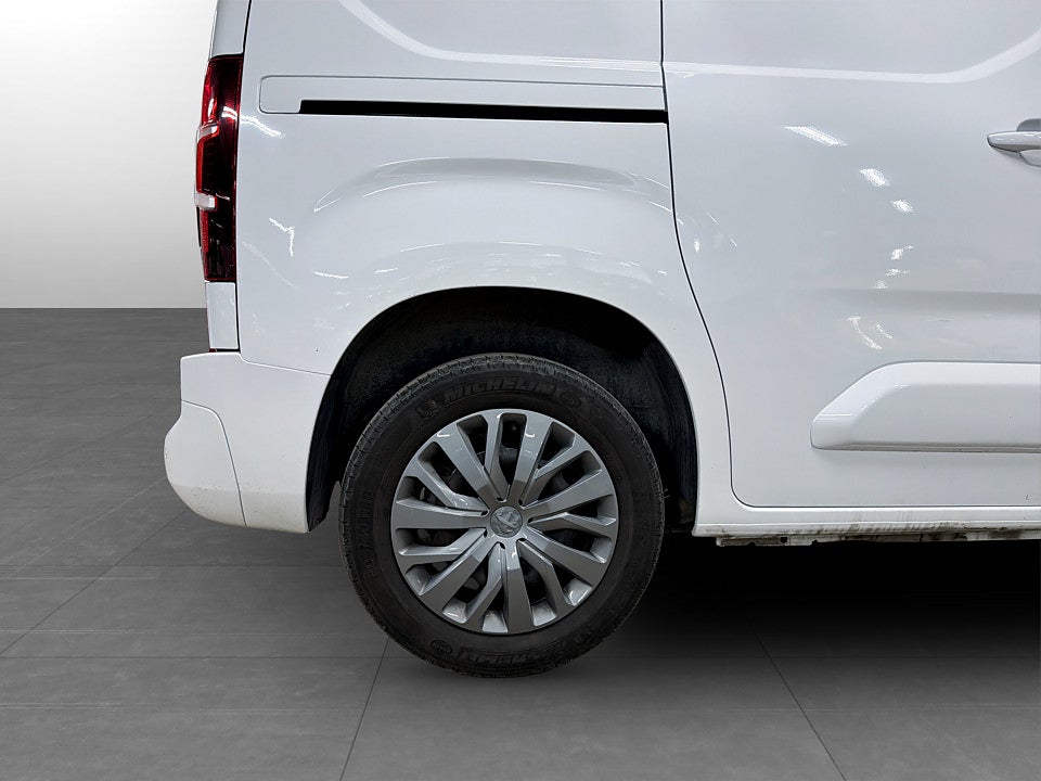 Bild på Peugeot Partner PRO+ 1.5 BHDi 130hk Aut L1 B-KAMERA DRAG