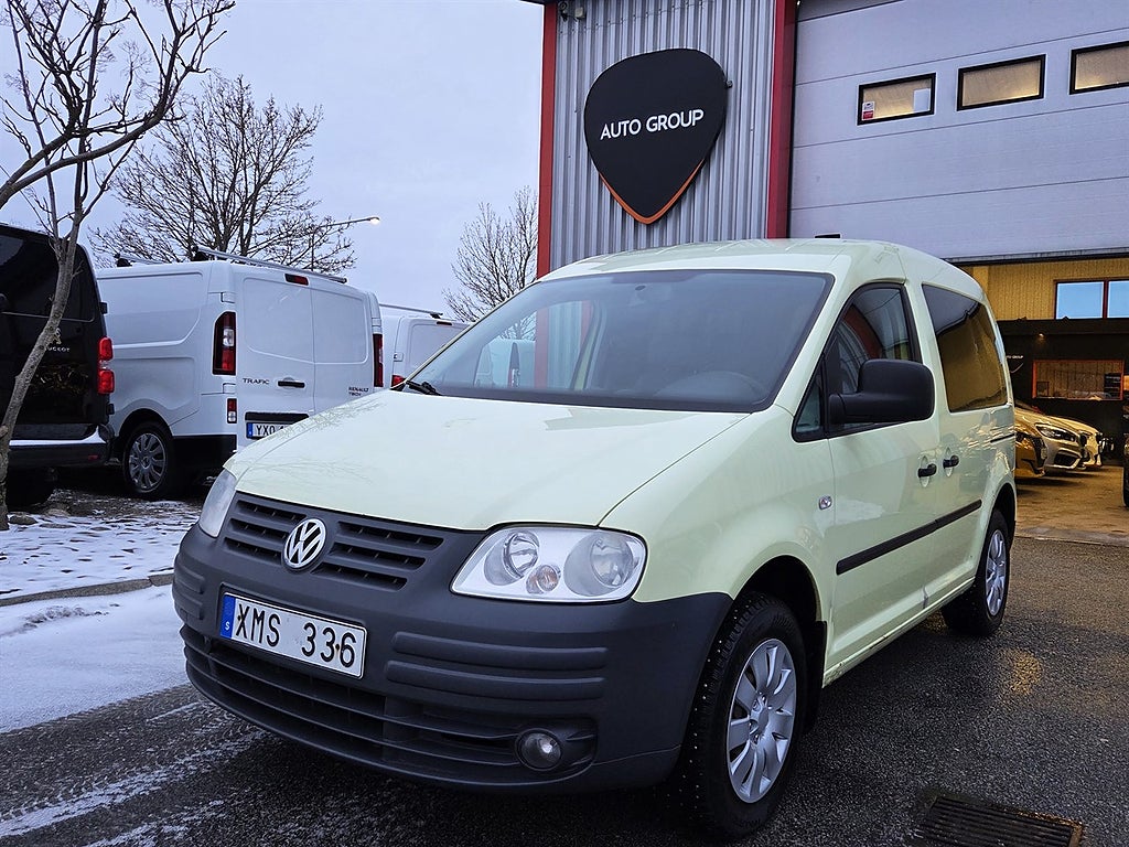 Volkswagen Caddy Kombi 1.6 Manuell, 102hk 5 Sits Nybesiktad