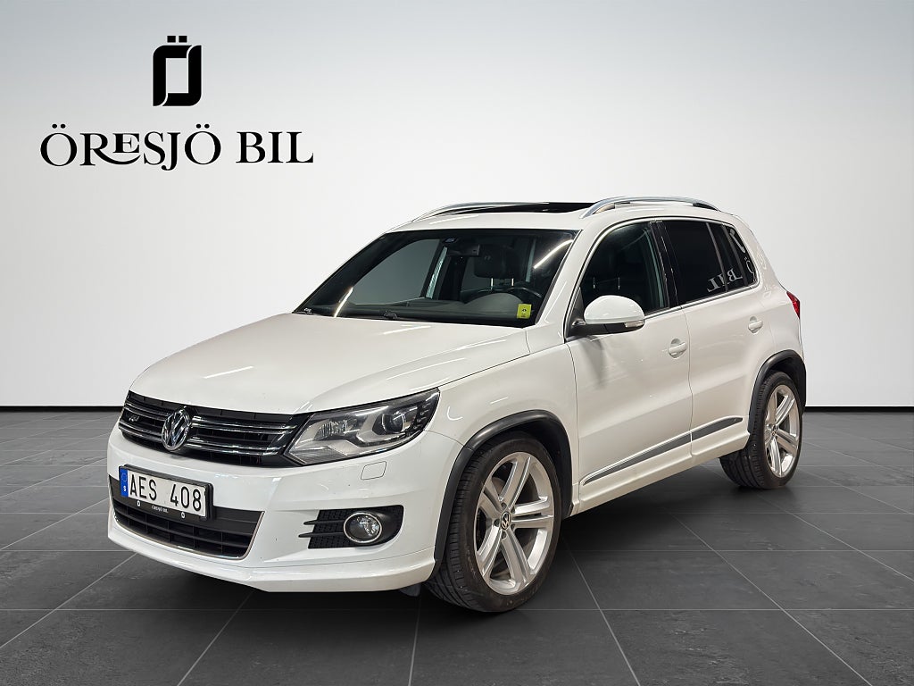 Volkswagen Tiguan 2.0 TDI 4M R-Line Sport & Style Panorama Värmare Drag  