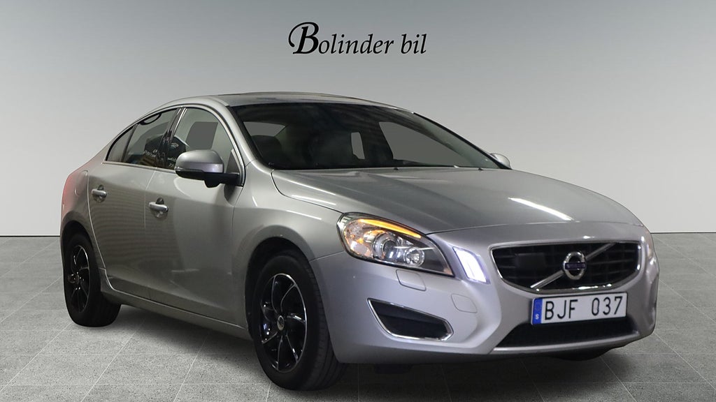 Volvo S60 2.0T Summum DRAG SKINN BESIKTIGAD SEV TAKLUCKA HEMLEV