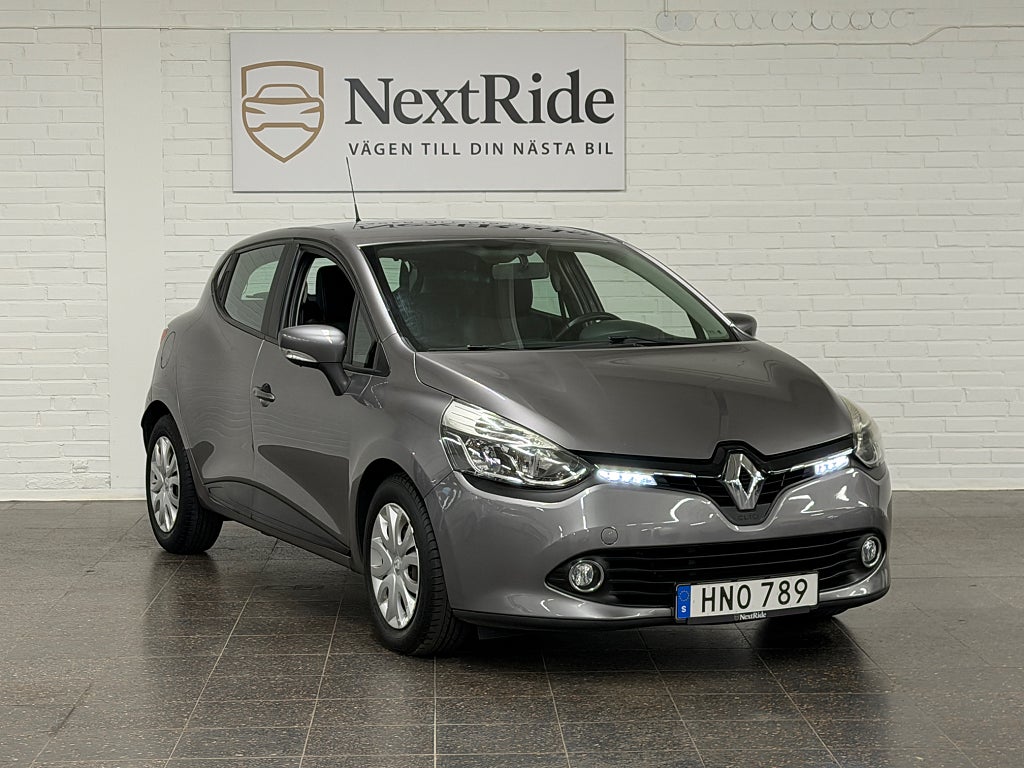 Renault Clio 1.2 Euro 5 | NyBesiktigad | NyServad | 9800mil |2 ägare