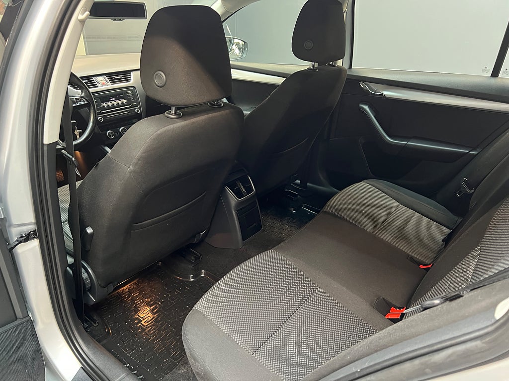 Škoda Octavia Combi 1.2 TSI Manual, 105hp, 2014