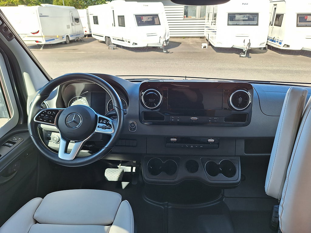 Bürstner Lyseo M Harmony Line T 690 G Långbädd, Automat, Solcell