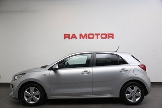 Halvkombi Kia Rio 2 av 20