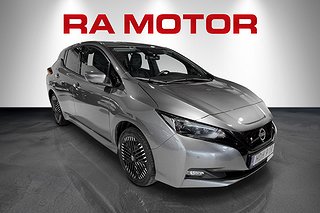 Halvkombi Nissan Leaf 1 av 24