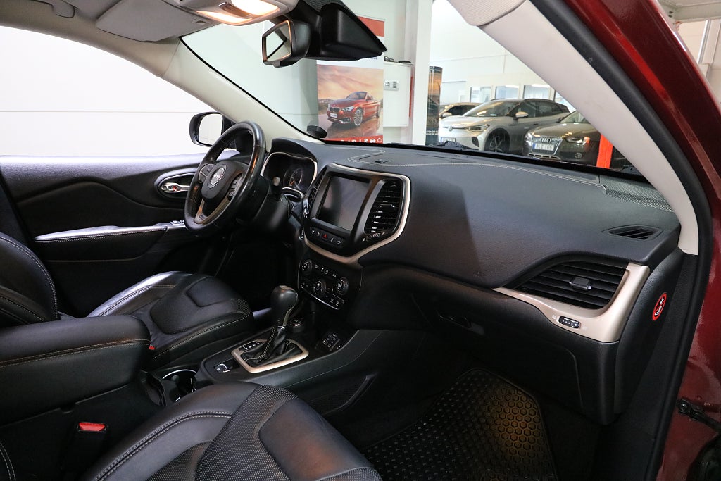 Jeep Cherokee 2015 - miniatyr 15